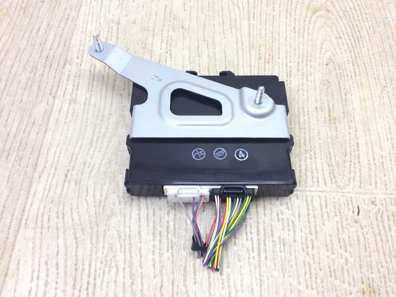 Блок электронный TOYOTA VENZA 09-16 3.5 2GR-FE Блок электронный TOYOTA VENZA 09-16 3.5 2GR-FE