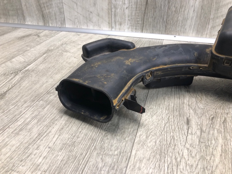 Резонатор воздушного фильтра NV200 USA 13- 2013 2.0 MR20DE