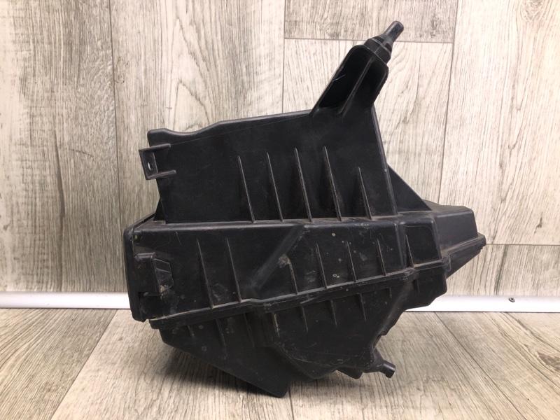 Корпус воздушного фильтра NV200 USA 13- 2013 2.0 MR20DE