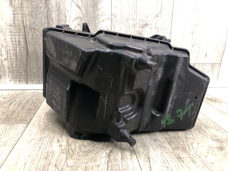 Корпус воздушного фильтра NV200 USA 13- 2013 2.0 MR20DE