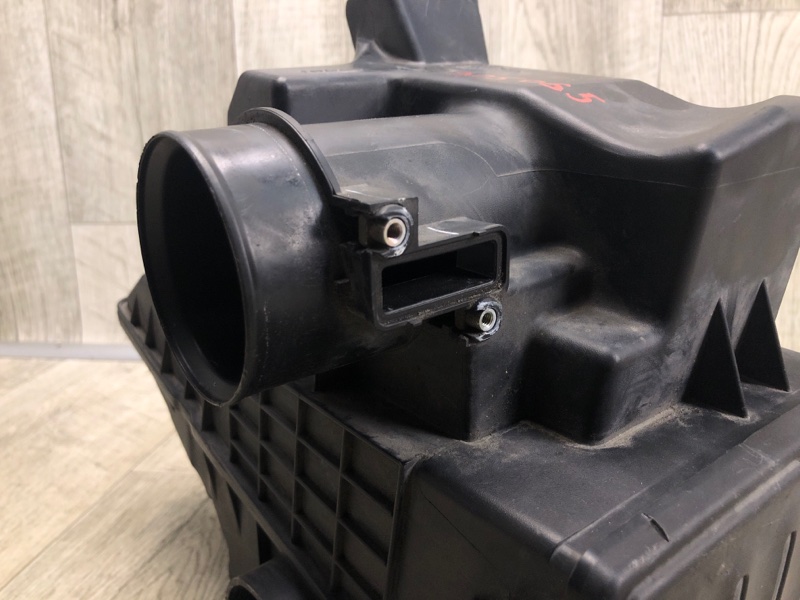 Корпус воздушного фильтра NV200 USA 13- 2013 2.0 MR20DE