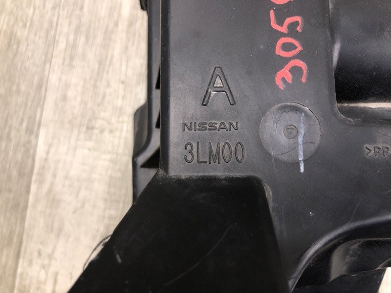 Корпус воздушного фильтра NV200 USA 13- 2013 2.0 MR20DE