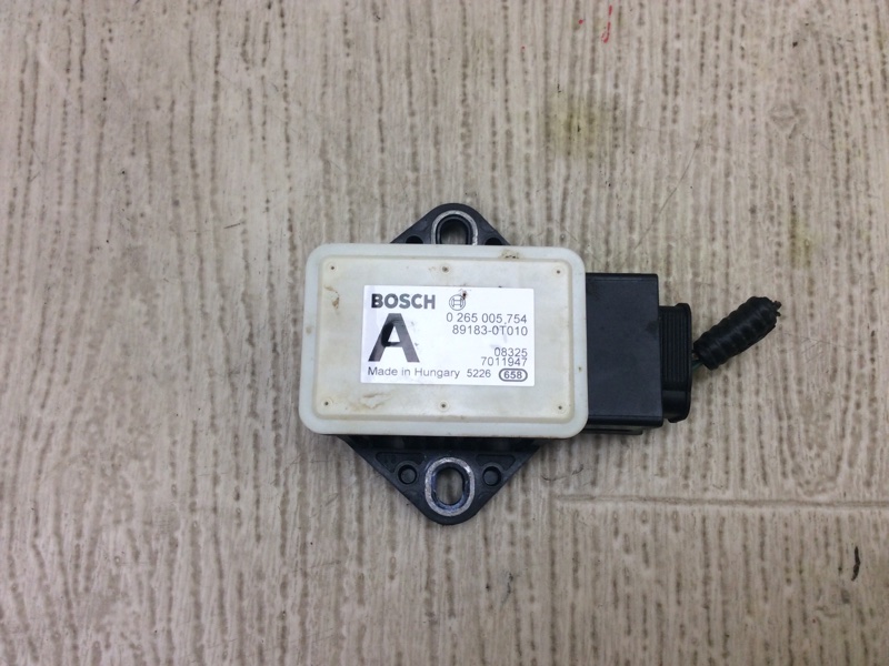 Запчасть датчик esp TOYOTA VENZA 09-16 2009 3.5 2GR-FE 891830T010 Б/У Датчик ESP TOYOTA VENZA 09-16 2009 3.5 2GR-FE 891830T010 Б/У