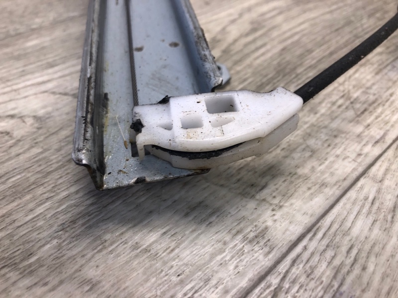 Стеклоподъемник передний правый NV200 USA 13- 2013 2.0 MR20DE