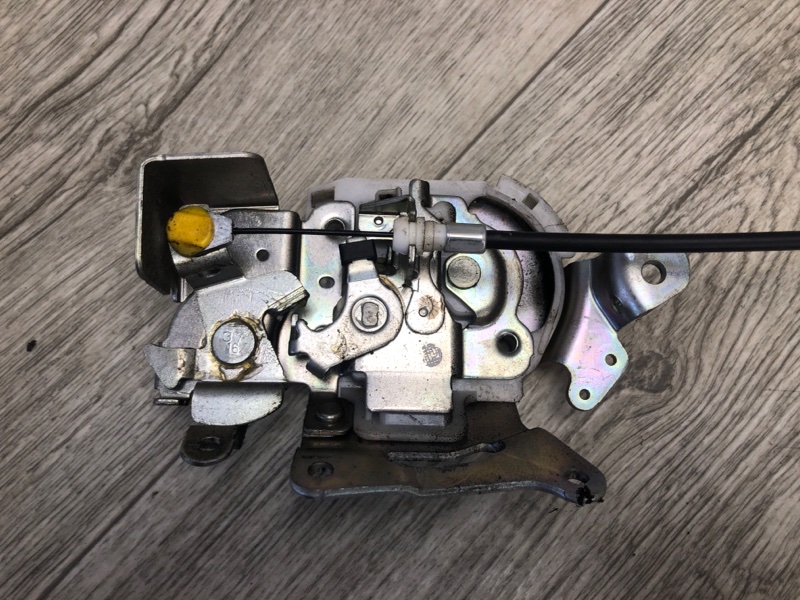 Замок двери боковой задний правый NV200 USA 13- 2013 2.0 MR20DE Замок двери боковой задний правый NV200 USA 13- 2013 2.0 MR20DE