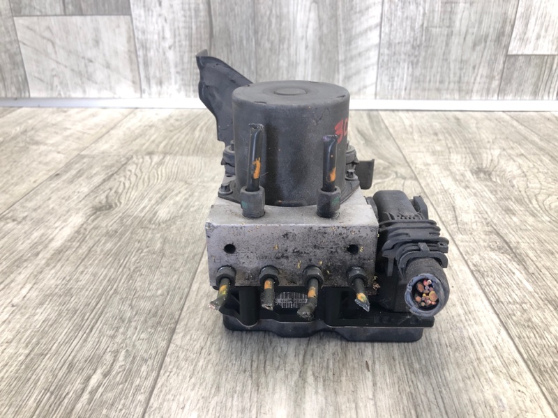 Блок ABS NISSAN NV200 USA 13- 2013 2.0 MR20DE 476603LM6A Б/У