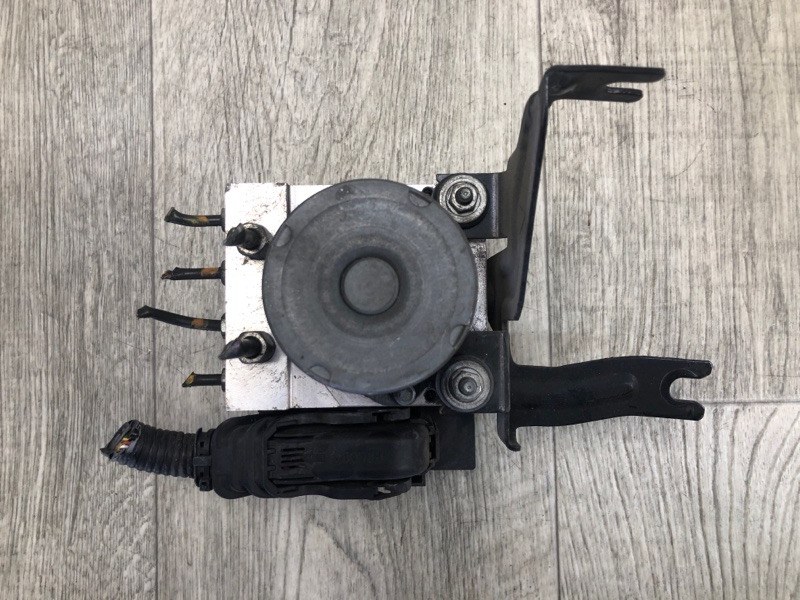 Блок ABS NV200 USA 13- 2013 2.0 MR20DE