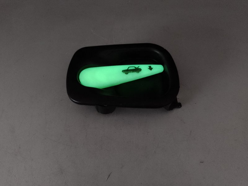 Ручка открывания багажника LS430 00-06 2002 4.3 3UZFE