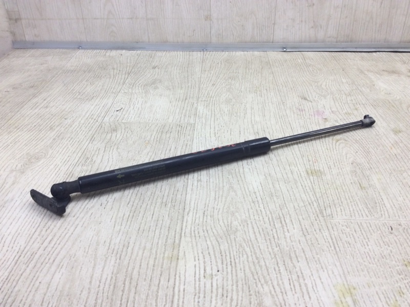 Амортизатор крышки багажника правый TOYOTA VENZA 09-16 3.5 2GR-FE Амортизатор крышки багажника правый TOYOTA VENZA 09-16 3.5 2GR-FE