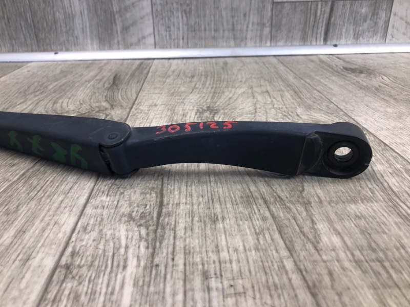 Поводок стеклоочистителя передний левый NV200 USA 13- 2013 2.0 MR20DE