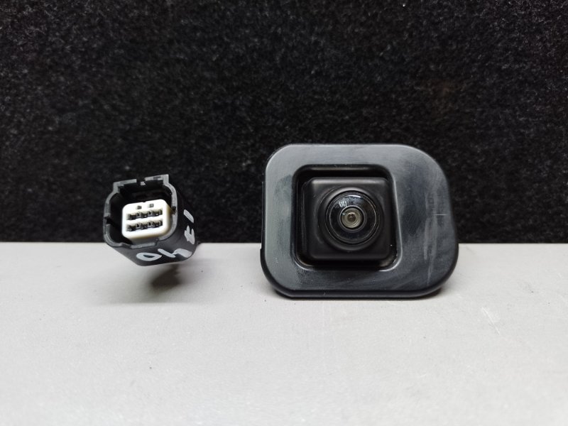 Камера заднего вида NISSAN SENTRA B17 12-21 2018 1.8 MRA8DE 28442-4AF0B Б/У