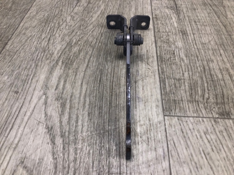 Ограничитель двери задний левый NV200 USA 13- 2013 2.0 MR20DE