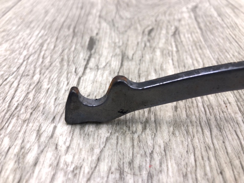 Ограничитель двери задний левый NV200 USA 13- 2013 2.0 MR20DE