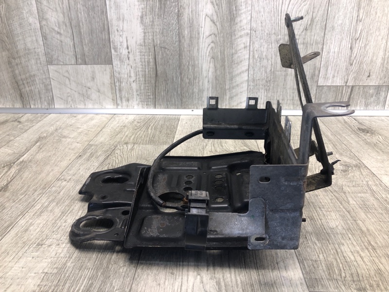 Полка аккумулятора NV200 USA 13- 2013 2.0 MR20DE