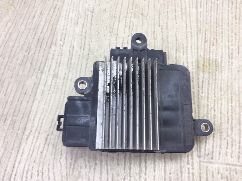 Блок управления вентилятором радиатора TOYOTA VENZA 09-16 3.5 2GR-FE