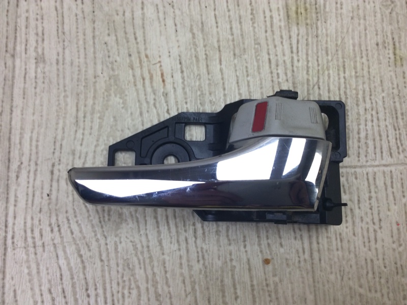 Ручка двери внутренняя передняя правая TOYOTA VENZA 09-16 2009 3.5 2GR-FE 692050T010B0 Б/У
