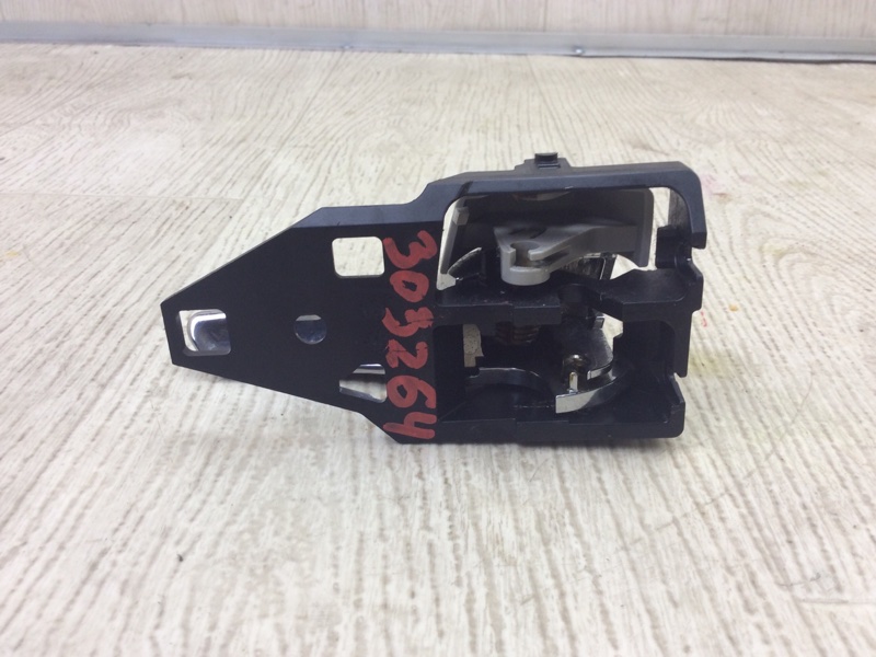 Ручка двери внутренняя задняя левая TOYOTA VENZA 09-16 3.5 2GR-FE