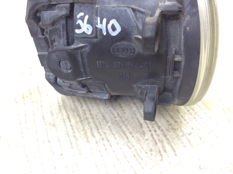 Противотуманная фара левая VENZA 09-16 2009 3.5 2GR-FE