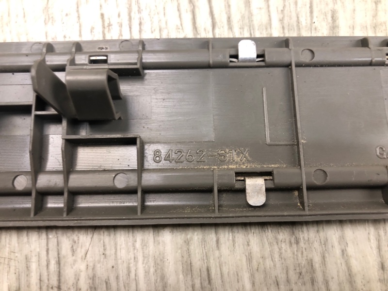 Накладка порога внутрення задняя левая MDX (YD2) 06-13 2007 YD2 3.7 J37A1