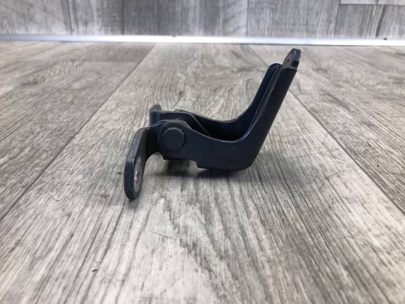 Петля двери нижняя задняя правая ACURA MDX (YD2) 06-13 YD2 3.7 J37A1 Петля двери нижняя задняя правая ACURA MDX (YD2) 06-13 YD2 3.7 J37A1