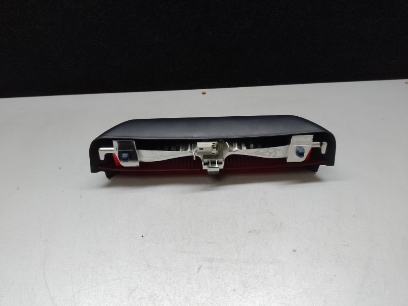 Стоп-сигнал MATRIX 02-08 2002 ZZE132 1.8L 1ZZ-FE