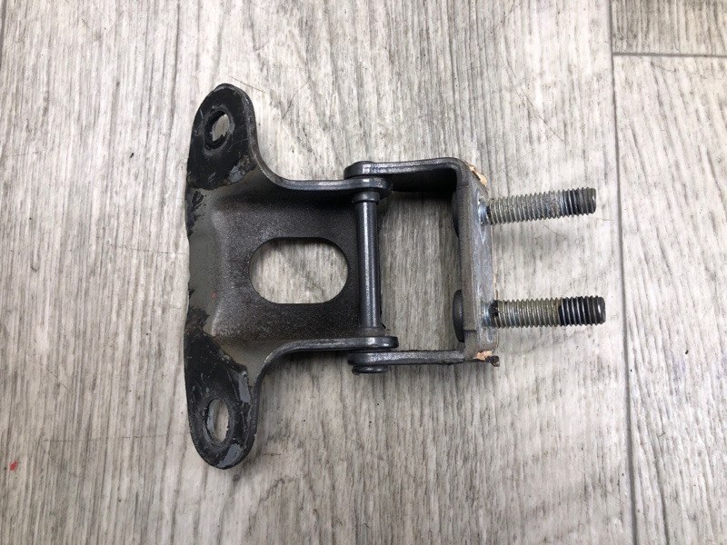 Петля крышки багажника левая MDX (YD2) 06-13 2007 YD2 3.7 J37A1