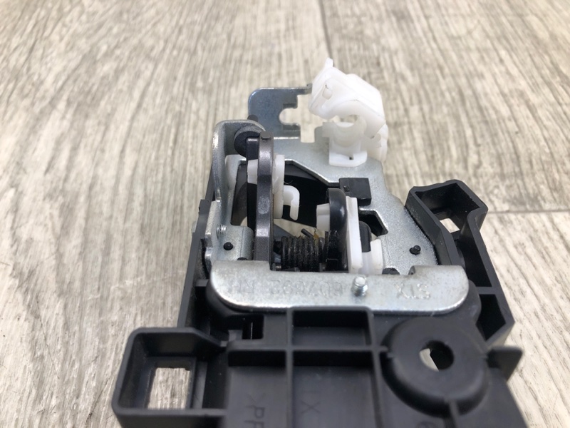 Ручка двери внутренняя правая MDX (YD2) 06-13 2007 YD2 3.7 J37A1