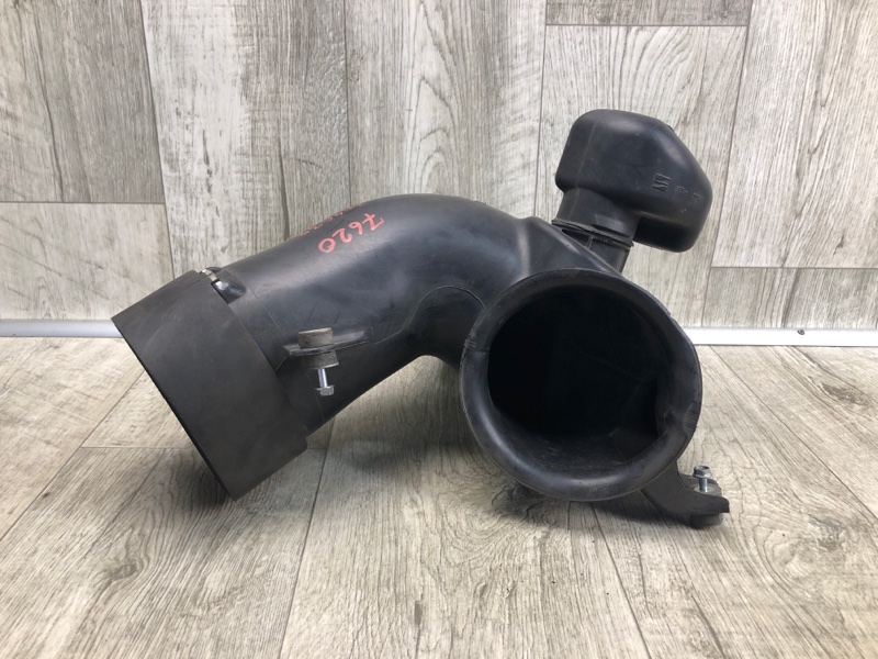 Резонатор воздушного фильтра ACURA MDX (YD2) 06-13 2007 YD2 3.7 J37A1 17230-RYE-A00 Б/У