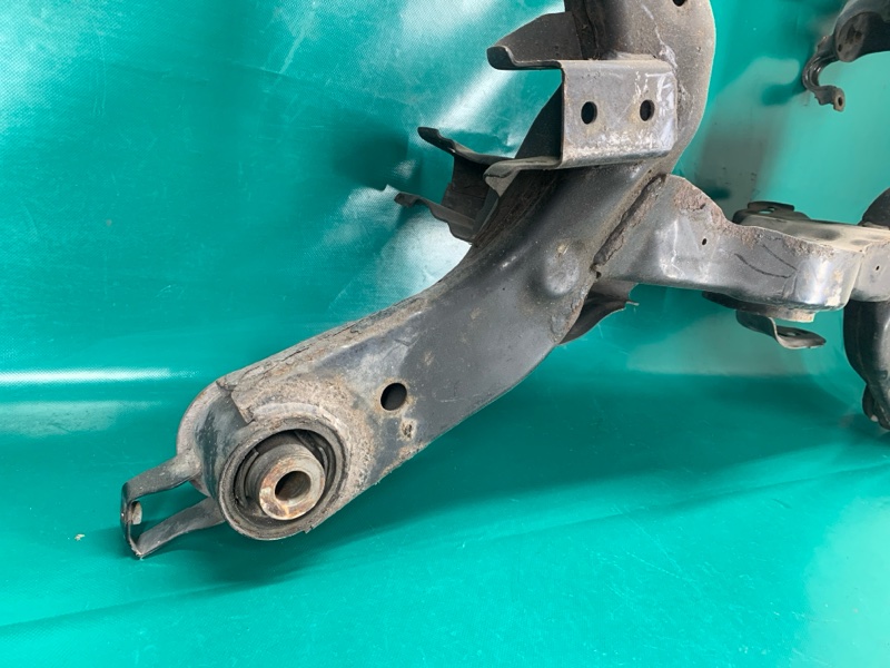 Балка задней подвески задняя M25/M37/M56/Q70/M35H 10-16 2010 Седан 3.7 VQ37VHR