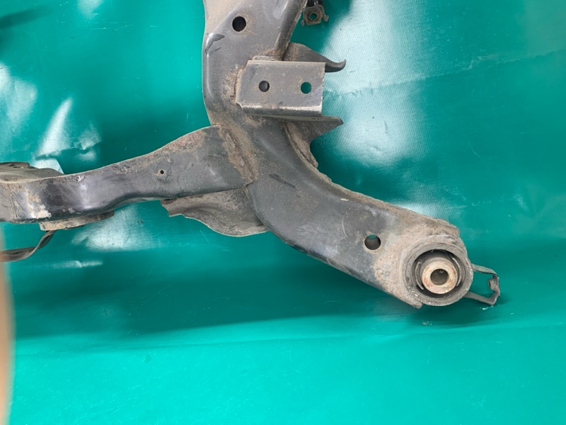 Балка задней подвески задняя M25/M37/M56/Q70/M35H 10-16 2010 Седан 3.7 VQ37VHR