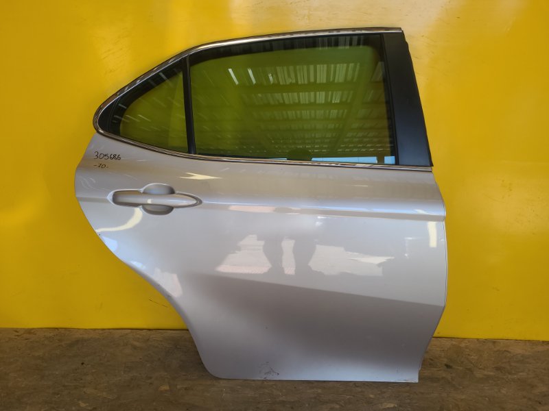 Запчасть дверь задняя правая TOYOTA CAMRY 70 17- 6700333270 Б/У Дверь задняя правая TOYOTA CAMRY 70 17- 6700333270 Б/У