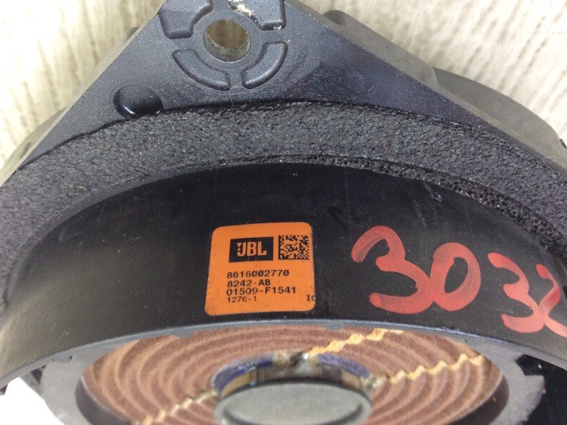 Динамик задний левый TOYOTA VENZA 09-16 3.5 2GR-FE