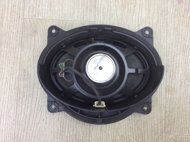 Динамик передний правый VENZA 09-16 2009 3.5 2GR-FE