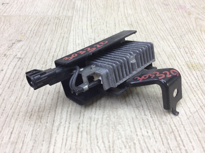 Запчасть блок электронный TOYOTA VENZA 09-16 2009 3.5 2GR-FE 2308031131 Б/У Блок электронный TOYOTA VENZA 09-16 2009 3.5 2GR-FE 2308031131 Б/У