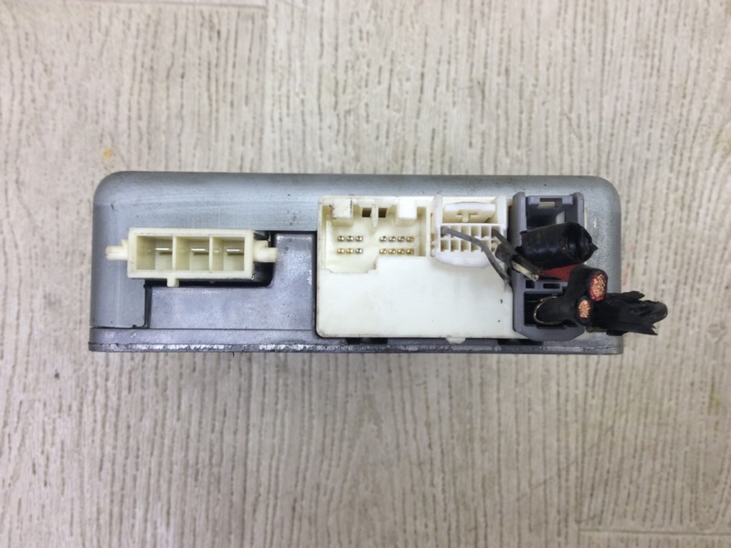 Блок управления электроусилителем руля VENZA 09-16 2009 3.5 2GR-FE Блок управления электроусилителем руля VENZA 09-16 2009 3.5 2GR-FE