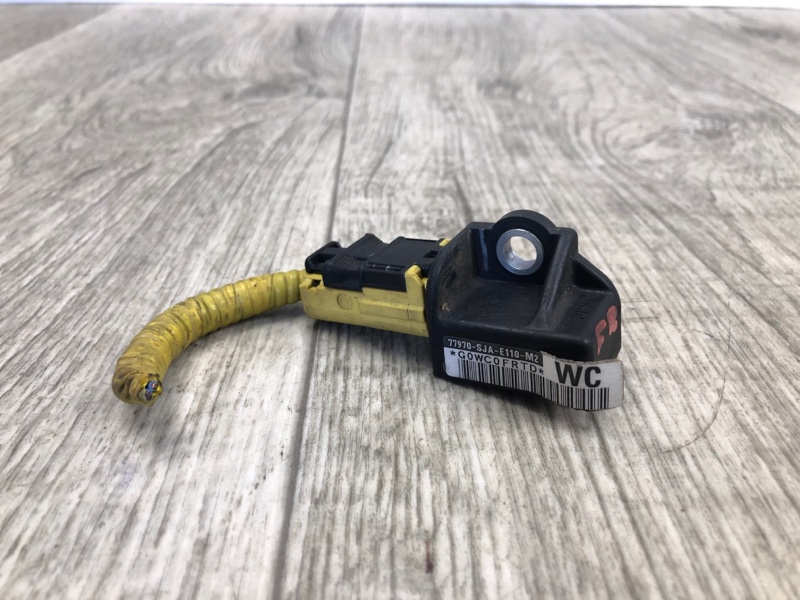 Запчасть датчик удара ACURA MDX (YD2) 06-13 2007 YD2 3.7 J37A1 77970-SJA-E11 Б/У Датчик удара ACURA MDX (YD2) 06-13 2007 YD2 3.7 J37A1 77970-SJA-E11 Б/У
