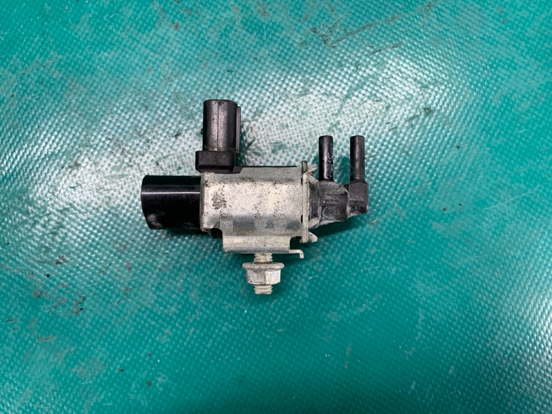 Клапан электромагнитный (вакуумный) MAZDA 6 GH 07-12 2008 2.5 L (L5-VE) LF1518741 Б/У