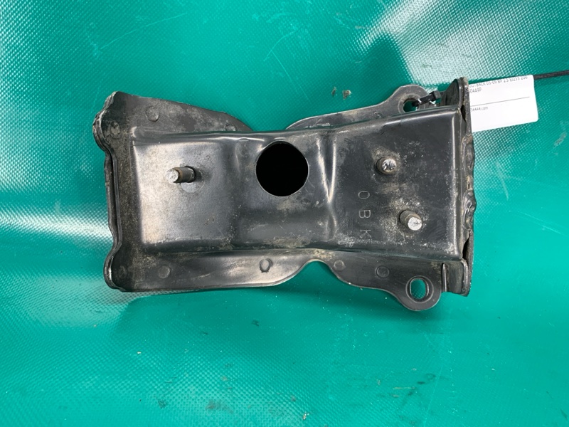 Кронштейн усилителя заднего бампера задний правый SUBARU OUTBACK 03-09 BP 2005 2.5 EJ253 57714AG04A9P Б/У