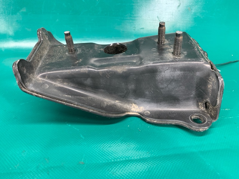 Кронштейн усилителя заднего бампера задний правый SUBARU OUTBACK 03-09 BP 2.5 EJ253