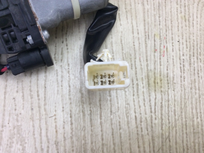 Замок крышки багажника VENZA 09-16 2009 3.5 2GR-FE