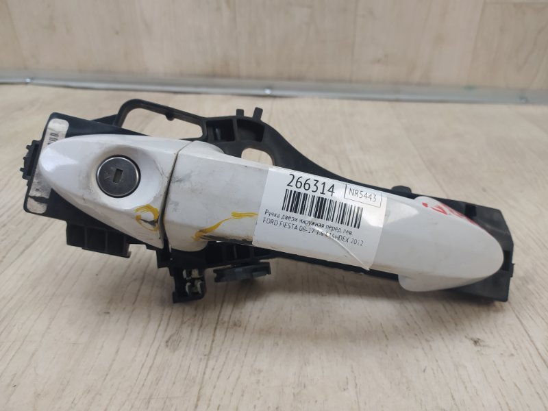 Ручка двери наружная передняя левая FORD FIESTA 08-17 2012 1.6 C16HDEX DE8Z-5422404-BA Б/У