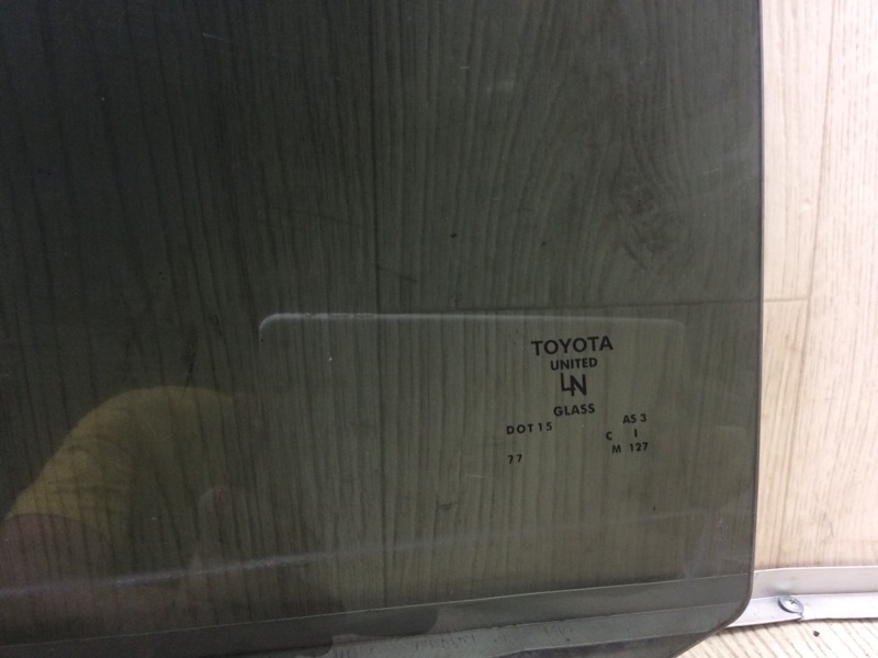 Стекло двери заднее левое VENZA 09-16 2009 3.5 2GR-FE Стекло двери заднее левое VENZA 09-16 2009 3.5 2GR-FE