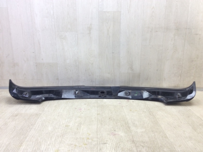 Спойлер крышки багажника TOYOTA VENZA 09-16 3.5 2GR-FE