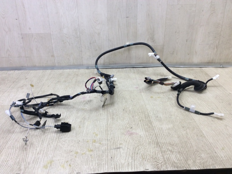 Проводка крышки багажника TOYOTA VENZA 09-16 2009 3.5 2GR-FE 821840T060 Б/У