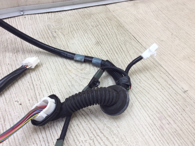 Проводка крышки багажника VENZA 09-16 2009 3.5 2GR-FE