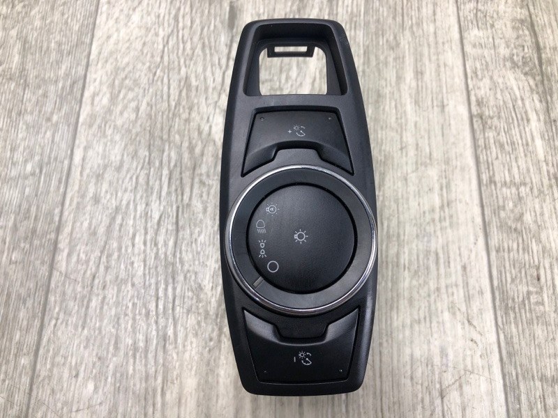 Блок управления освещением LINCOLN MKZ 13-20 2013 2.0 С20HDTX DP5Z-11654-BA Б/У