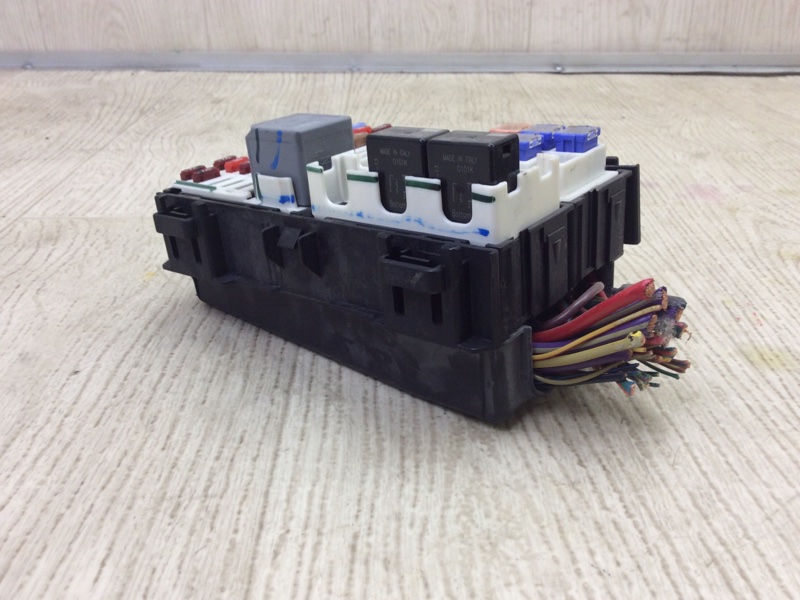 Блок предохранителей салон FIESTA 08-17 2017 1.6 C16HDEZ