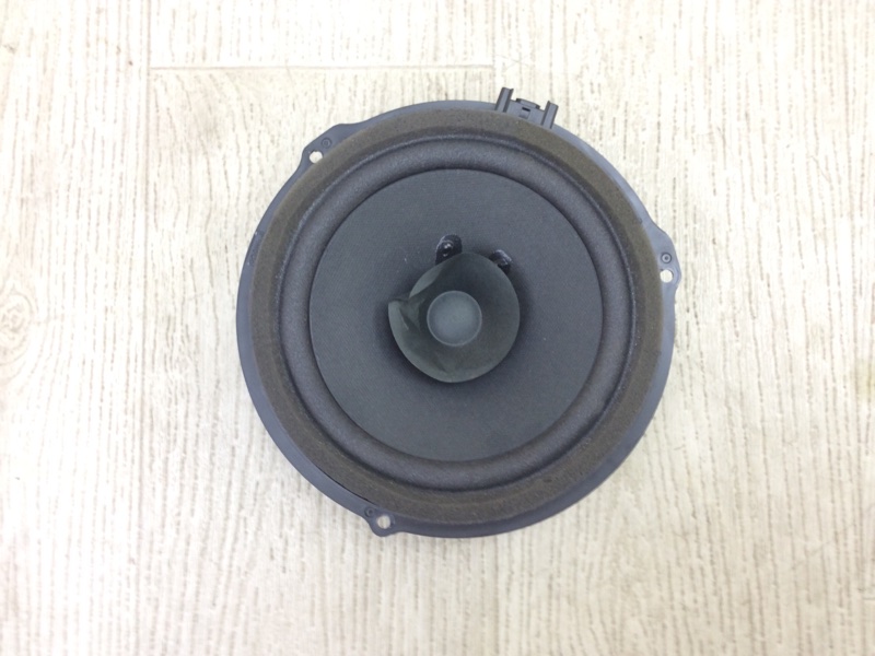 Запчасть динамик задний правый FORD FIESTA 08-17 2017 1.6 C16HDEZ DA6Z-18808-A Б/У Динамик задний правый FORD FIESTA 08-17 2017 1.6 C16HDEZ DA6Z-18808-A Б/У