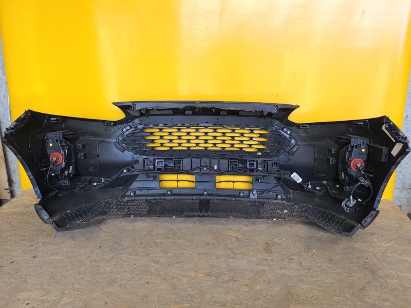 Бампер передний KUGA  20-24