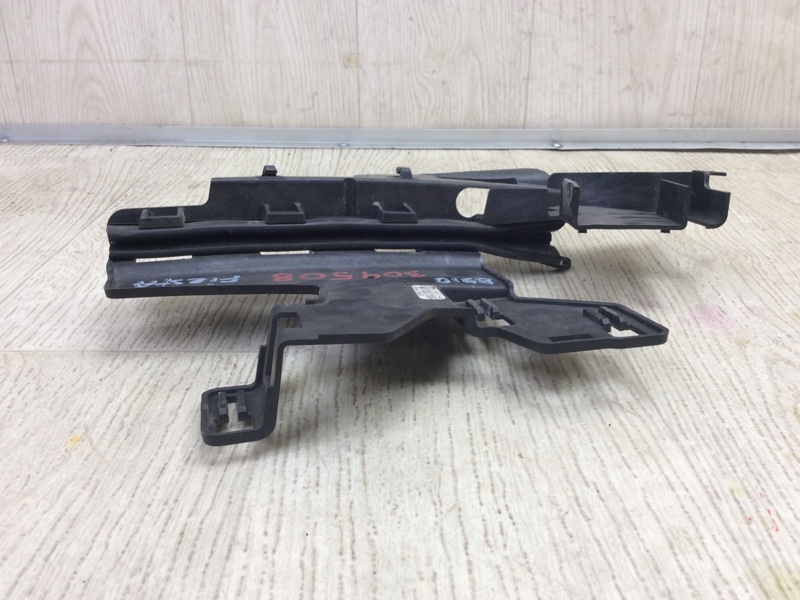 Направляющая стекла двери передняя правая FIESTA 08-17 2017 1.6 C16HDEZ